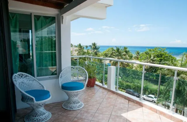Hotel Neptuno Refugio Boca Chica terrace view mer